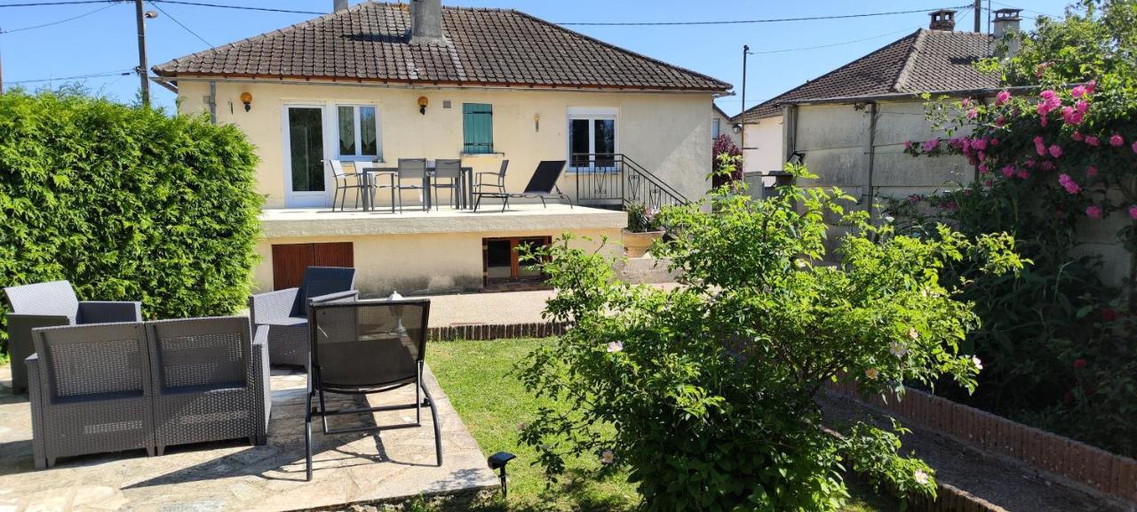 Maison De Village Avec Exterieur Oysonville エクステリア 写真