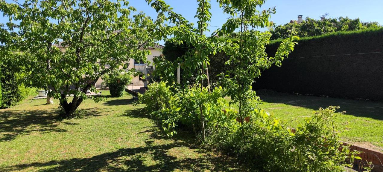 Maison De Village Avec Exterieur Oysonville エクステリア 写真